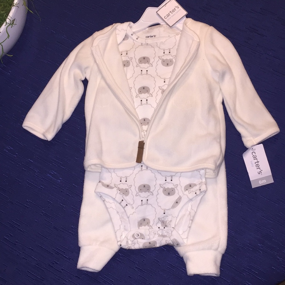 Carters 👶🏻 3 piece fleece infant set